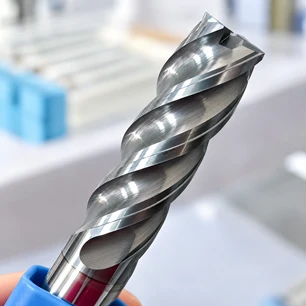 Yüksek-Hassas Katı Karbür Parmak Frezeler Tahrikli CNC İşleme Endüstrisi Yükseltmesi